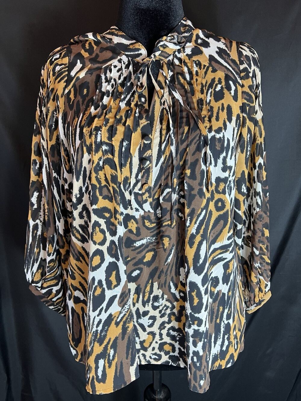 Oxford & Regent Animal Print Blouse Women’s Size L Leopard Tie Neck Top